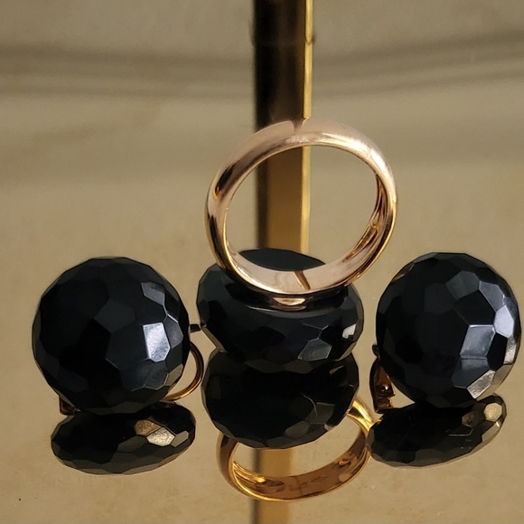 18K Solid Gold With Black Onyx Earrings & Ring Set - Picture 4 of 8